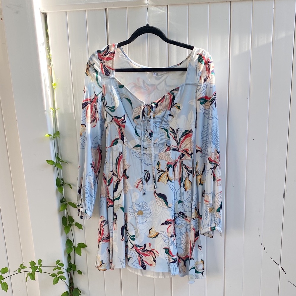 Cupcakes & Cashmere Blue Floral Dress - Never Worn